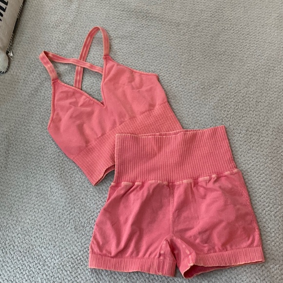 🌺free people Good karma cross back bra and running short set - Picture 8 of 16